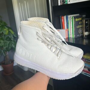 No bull women’s trainers